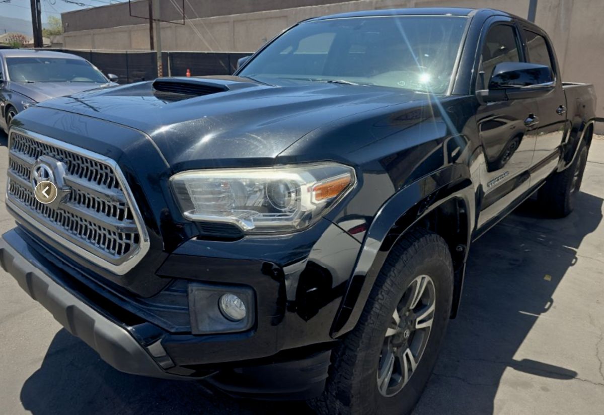 For Sale: 2017 TOYOTA TACOMA TRD SPORT 4X4