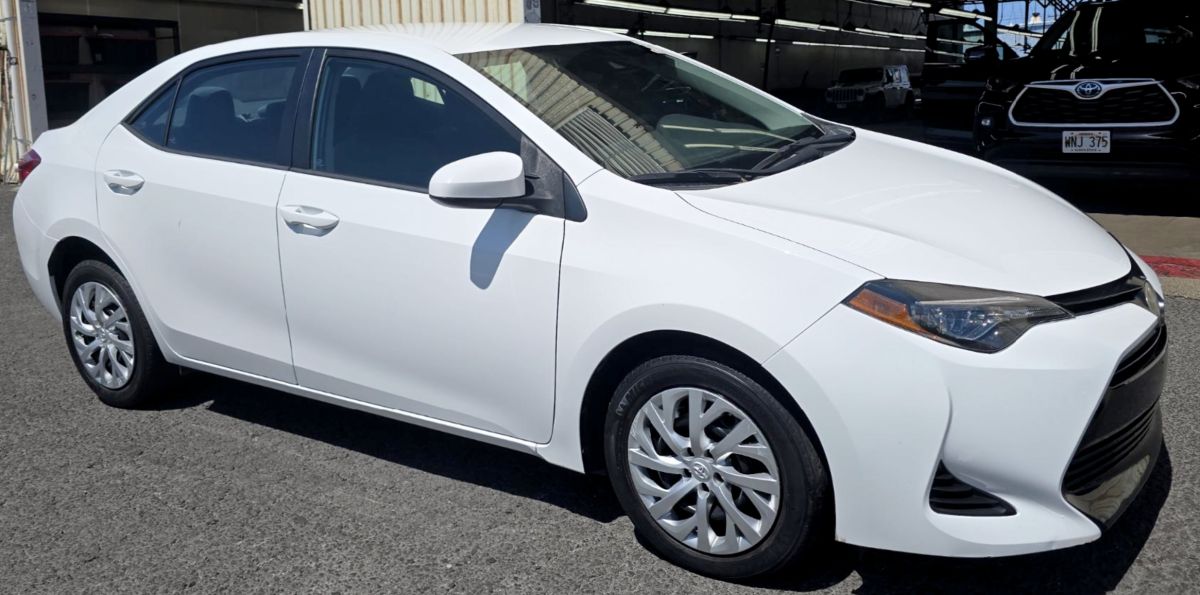For Sale: 2019 TOYOTA COROLLA XLE